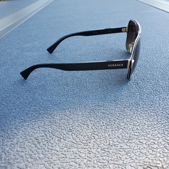 Versace Sunglasses - Picture 3 of 4